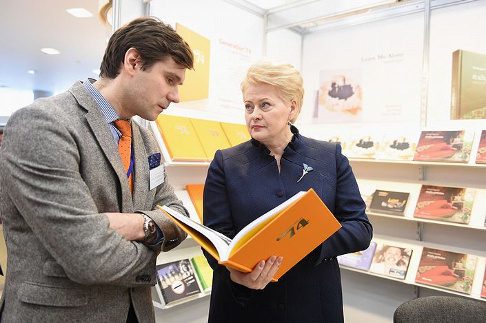 The President of Lithuania in conversation with Mindaugas Kavaliauskas about Generation ’74 - Photo by Robertas Dačkus